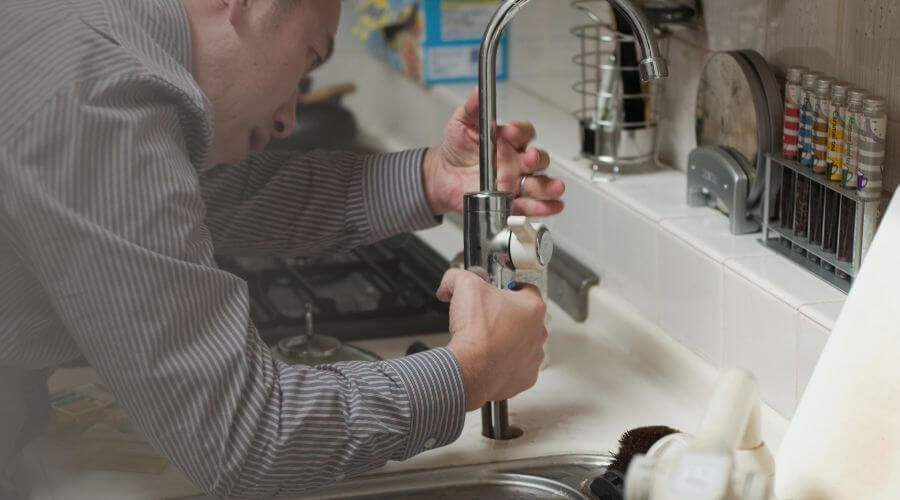 Professional Leak Detection Services in Pilot Knob, MO